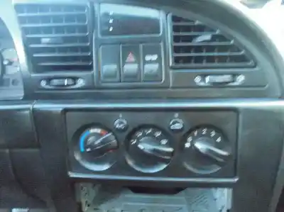 Здавання транспортного засобу daewoo nubira berlina classic se року 2001 потужний a16dms-g