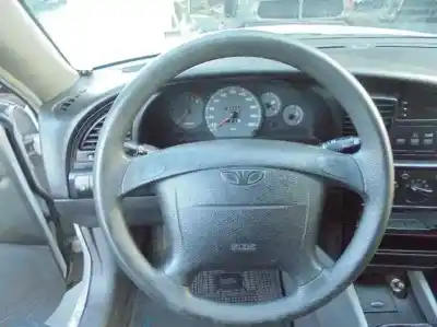 Здавання транспортного засобу daewoo nubira berlina classic se року 2001 потужний a16dms-g