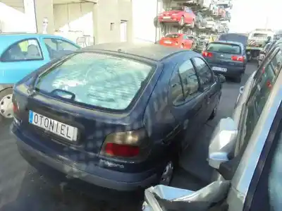 Veículo de Sucata renault megane i berlina hatchback (ba0) 1.9 diesel do ano 1997 alimentado f8q