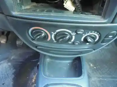 Veículo de Sucata renault megane i berlina hatchback (ba0) 1.9 diesel do ano 1997 alimentado f8q