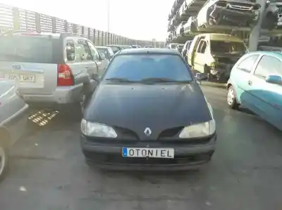 Veículo de Sucata renault megane i berlina hatchback (ba0) 1.9 diesel do ano 1997 alimentado f8q