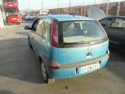 Здавання транспортного засобу opel corsa c club року 2001 потужний z12xe