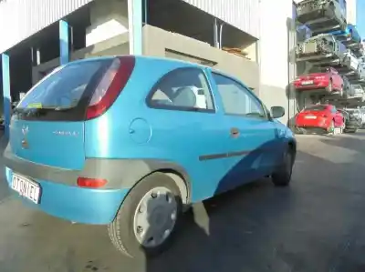 Здавання транспортного засобу opel corsa c club року 2001 потужний z12xe