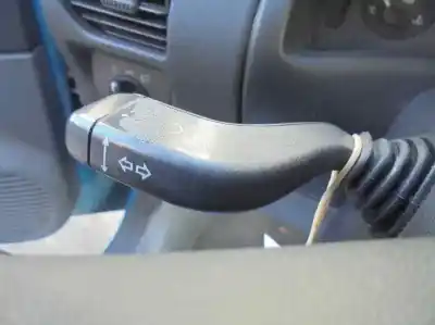 Здавання транспортного засобу opel corsa c club року 2001 потужний z12xe