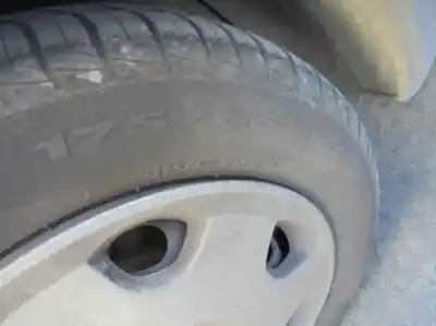 Здавання транспортного засобу opel corsa c club року 2001 потужний z12xe