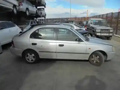 Scrapping Vehicle hyundai accent (lc) gl 4p of the year 2000 powered g4ea