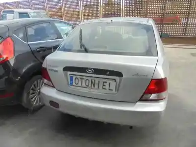 Scrapping Vehicle hyundai accent (lc) gl 4p of the year 2000 powered g4ea