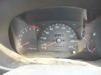Scrapping Vehicle hyundai accent (lc) gl 4p of the year 2000 powered g4ea