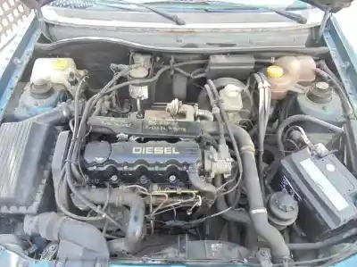 Véhicule à la ferraille opel astra f berlina básico de l'année 1995 alimenté x17dtl