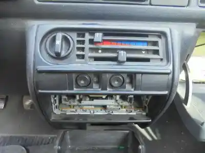 Здавання транспортного засобу ford fiesta berl./courier surf року 1994 потужний rtd