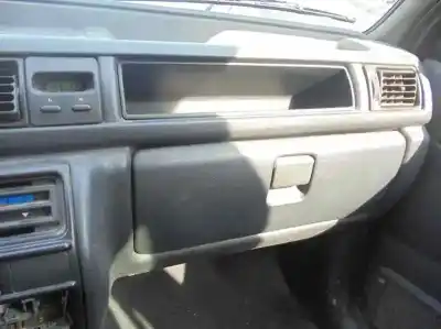 Здавання транспортного засобу ford fiesta berl./courier surf року 1994 потужний rtd
