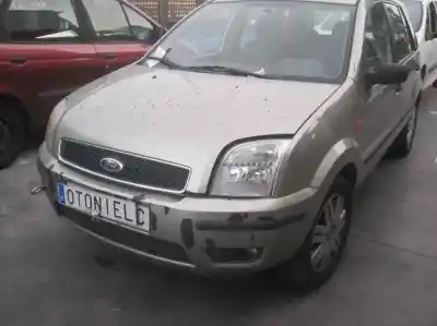 Здавання транспортного засобу ford fusion (cbk) + року 2003 потужний f6ja