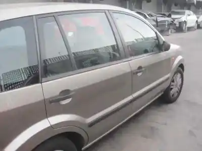 Здавання транспортного засобу ford fusion (cbk) + року 2003 потужний f6ja