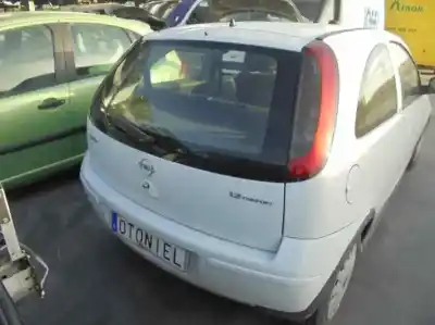 Здавання транспортного засобу opel corsa d cosmo року 2004 потужний z12xep