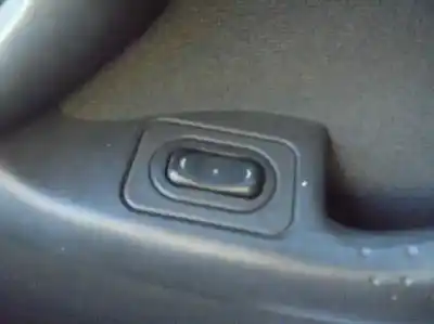 Здавання транспортного засобу opel corsa d cosmo року 2004 потужний z12xep