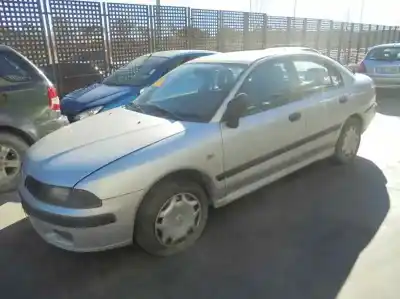Hurda Aracı MITSUBISHI CARISMA BERLINA 5 (DA0) 1.9 DI-D CAT Yılın 2001 güçlü F9Q1