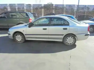 Hurda Aracı mitsubishi carisma berlina 5 (da0) 1.9 di-d cat yılın 2001 güçlü f9q1