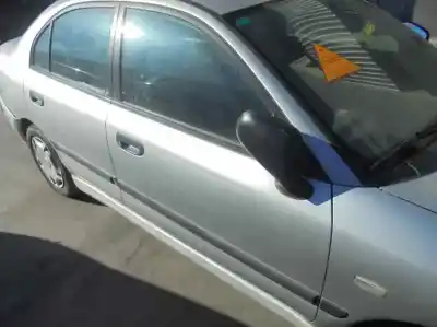 Hurda Aracı mitsubishi carisma berlina 5 (da0) 1.9 di-d cat yılın 2001 güçlü f9q1