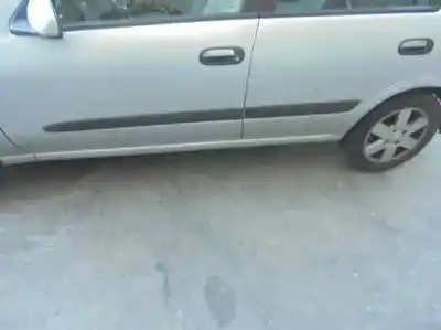 Здавання транспортного засобу nissan almera (n16/e) acenta року 2001 потужний yd22