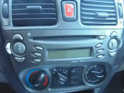 Здавання транспортного засобу nissan almera (n16/e) acenta року 2001 потужний yd22