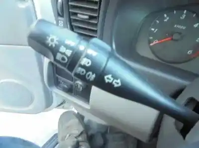 Здавання транспортного засобу nissan almera (n16/e) acenta року 2001 потужний yd22