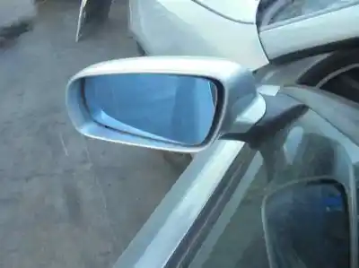 Здавання транспортного засобу audi a4 berlina (b5) 1.8 року 1999 потужний adr