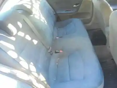 Здавання транспортного засобу renault laguna ii (bg0) expression року 2002 потужний f9q t7