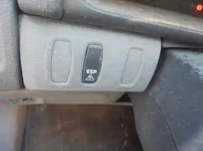 Здавання транспортного засобу renault laguna ii (bg0) expression року 2002 потужний f9q t7