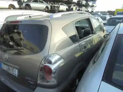 Scrapping Vehicle toyota corolla verso (r1) 2.2 d-4d sport of the year 2006 powered 2ad
