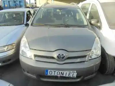 Scrapping Vehicle toyota corolla verso (r1) 2.2 d-4d sport of the year 2006 powered 2ad