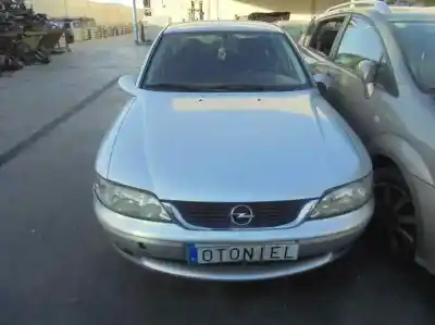 Veicolo di demolizione opel vectra b berlina básico (1999->) dell'anno 2000 alimentato x20dth