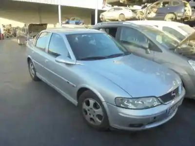 Veicolo di demolizione opel vectra b berlina básico (1999->) dell'anno 2000 alimentato x20dth