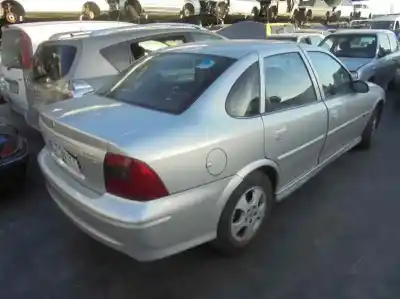 Veicolo di demolizione opel vectra b berlina básico (1999->) dell'anno 2000 alimentato x20dth