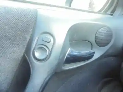 Veicolo di demolizione opel vectra b berlina básico (1999->) dell'anno 2000 alimentato x20dth