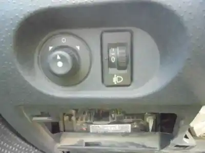 Veicolo di demolizione citroen c2 empresa dell'anno 2003 alimentato 8hx