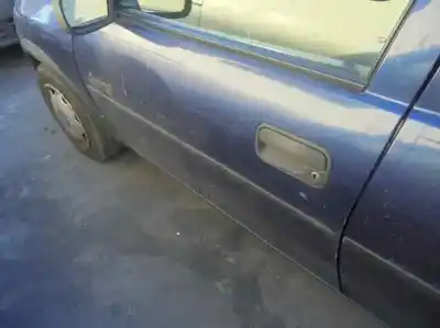 Véhicule à la ferraille opel corsa b swing de l'année 1996 alimenté x17d