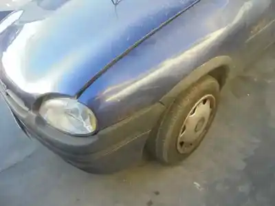 Véhicule à la ferraille opel corsa b swing de l'année 1996 alimenté x17d