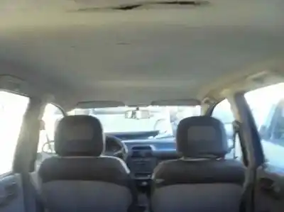 Véhicule à la ferraille opel corsa b swing de l'année 1996 alimenté x17d