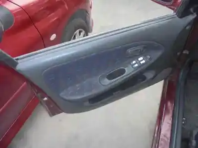 Veículo de Sucata hyundai lantra berlina (rd) 1.6 gls do ano 1997 alimentado g 4gr