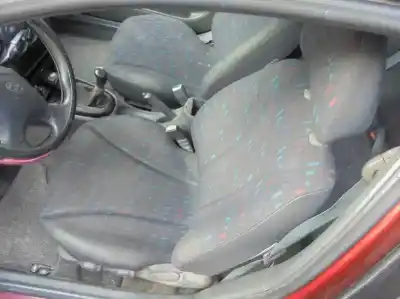 Veículo de Sucata hyundai lantra berlina (rd) 1.6 gls do ano 1997 alimentado g 4gr