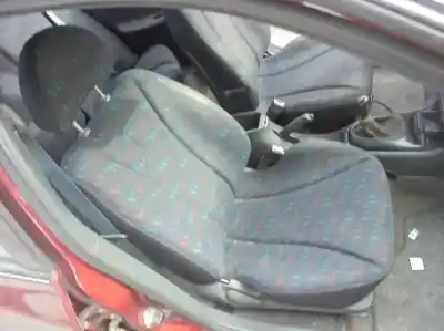 Veículo de Sucata hyundai lantra berlina (rd) 1.6 gls do ano 1997 alimentado g 4gr