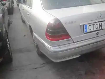 Здавання транспортного засобу mercedes-benz clase c (w202) berlina 250 td (202.128) року 1997 потужний 605960