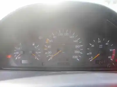 Здавання транспортного засобу mercedes-benz clase c (w202) berlina 250 td (202.128) року 1997 потужний 605960