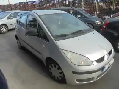 Véhicule à la ferraille MITSUBISHI COLT BERLINA 5 (Z30A) 1.1 CAT de l'année 2004 alimenté 134910