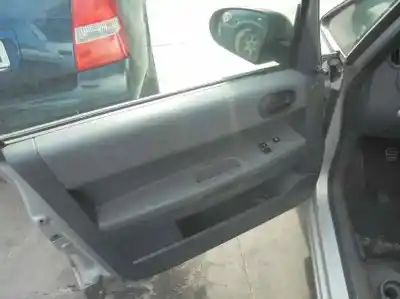 Hurda Aracı mitsubishi colt berlina 5 (z30a) 1.1 cat yılın 2004 güçlü 134910