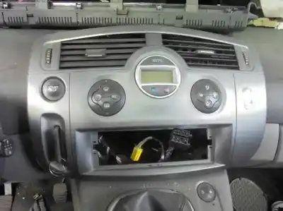 Здавання транспортного засобу renault scenic ii confort dynamique року 2005 потужний k9k p7