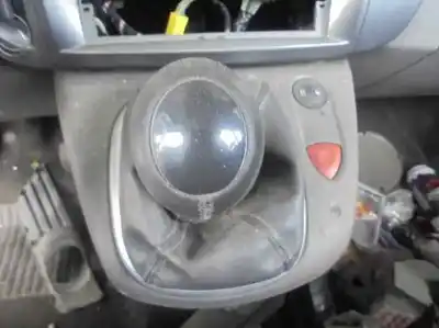Здавання транспортного засобу renault scenic ii confort dynamique року 2005 потужний k9k p7