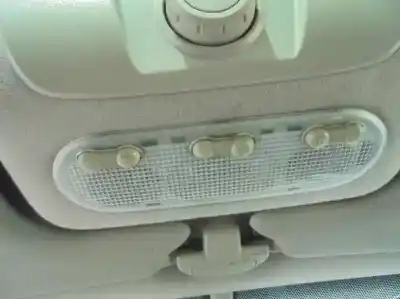 Здавання транспортного засобу renault scenic ii confort dynamique року 2005 потужний k9k p7