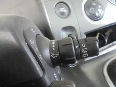Здавання транспортного засобу renault scenic ii confort dynamique року 2005 потужний k9k p7