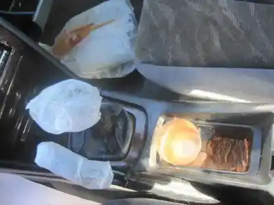 Véhicule à la ferraille mitsubishi                                         galant berlina (ea0)                                                                                                                                                                                                                                       2400 gls                                                                                                                                                                                                                                                   de l'année 2000 alimenté 4g64